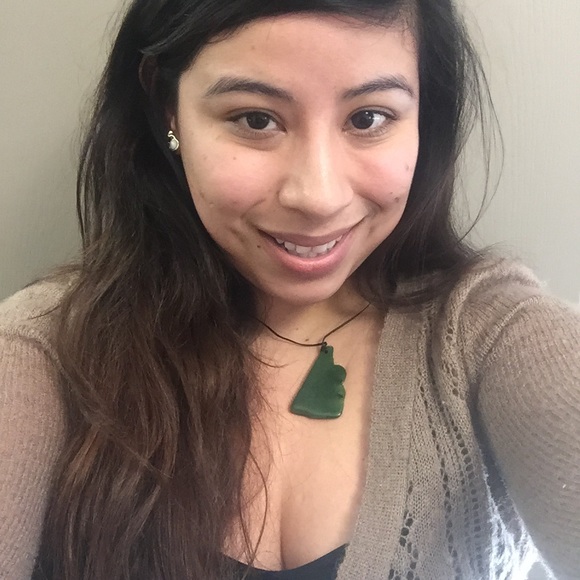 Meet your Posher, Kayla - Picture 6 of 8